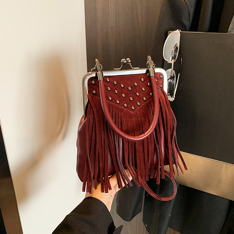 Borsa a mano con rivetti alla  - Women'S Bags New Collection recensione e prezzo