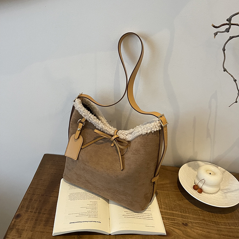 Borse a tracolla con fiocco in - Women Bags Branded Sale recensione e prezzo