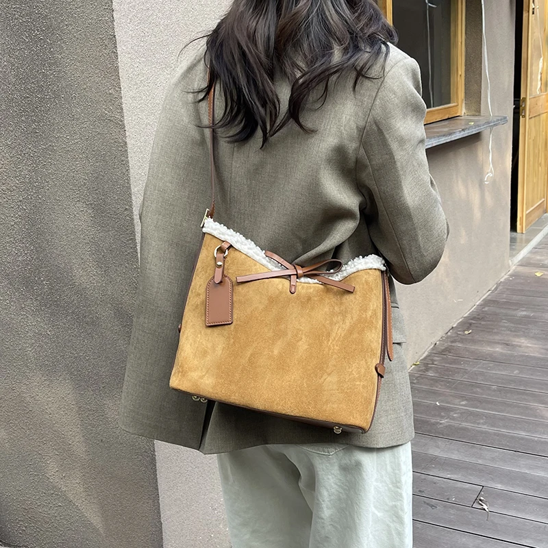 Borse a tracolla con fiocco in - Women Bags Branded Sale recensione e prezzo