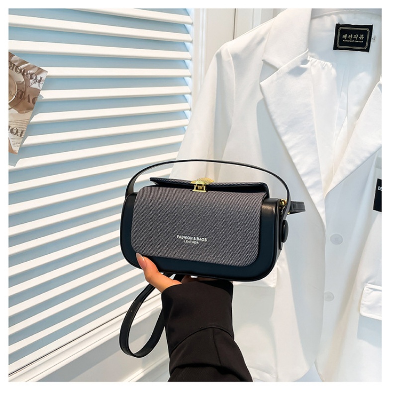 Nuova Borsa a Mano dal Design  - Women Bags Designer recensione e prezzo