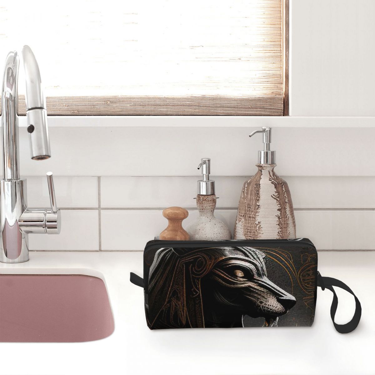 Astuccio per matite con dio eg - Women Bags Egypt recensione e prezzo
